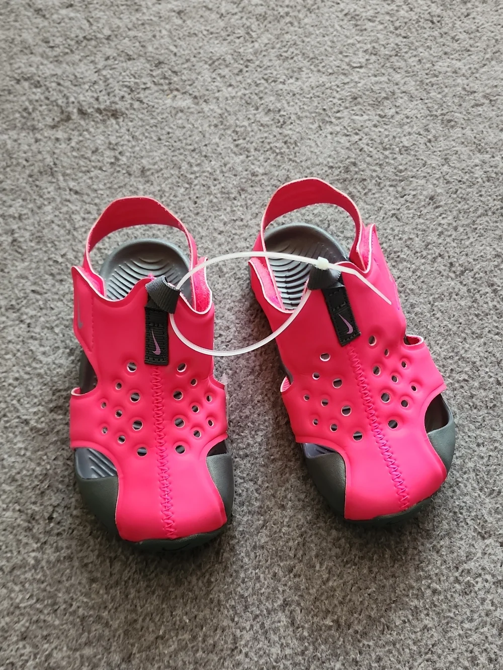NEW Nike Kids Pink Water Sandals